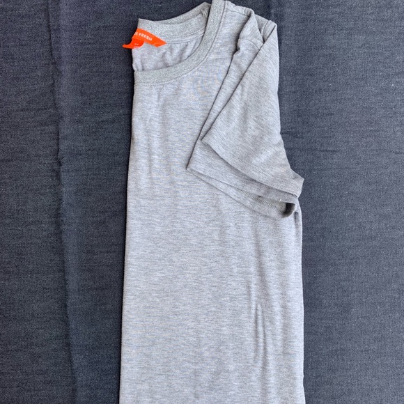 Gray T-shirt - Picture 2 of 3